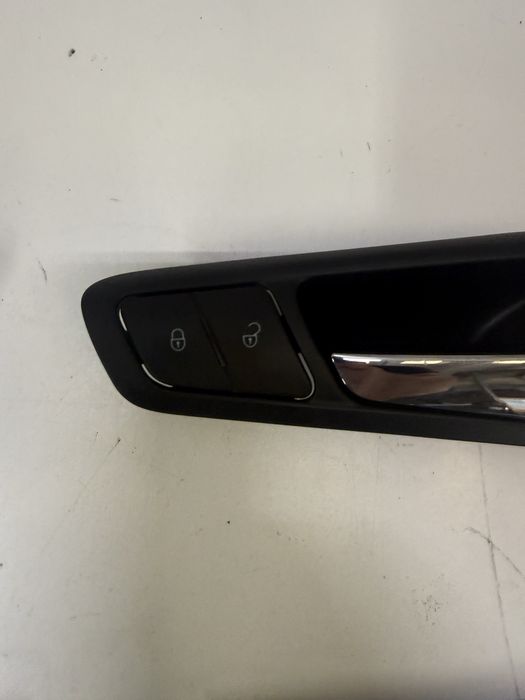 Butoane blocare usi portiere rezervor portbagaj VW Passat B6 America