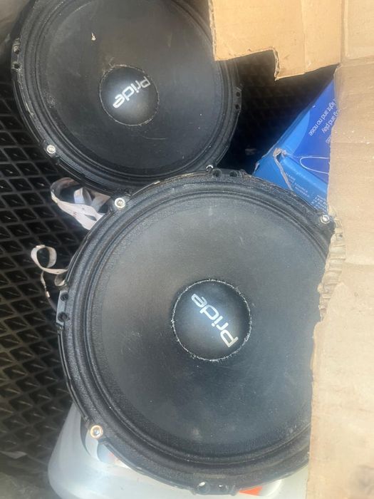 Продам динамики в машину