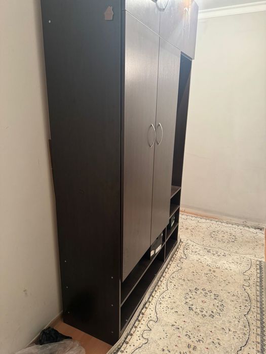 Шкаф сатылады хабарласын