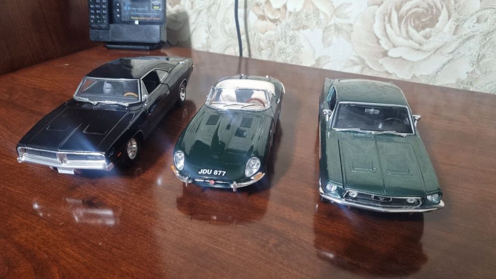 Продам оптом. Модели 1:18 масштаб.