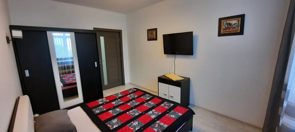 Inchiriere apartament  de lux 2 camere,decomandat