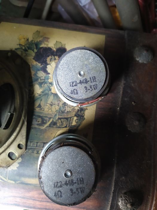 Продам три динамика.