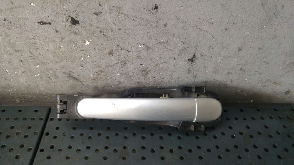 Maner usa dreapta fata seat leon 1p 1p0831886