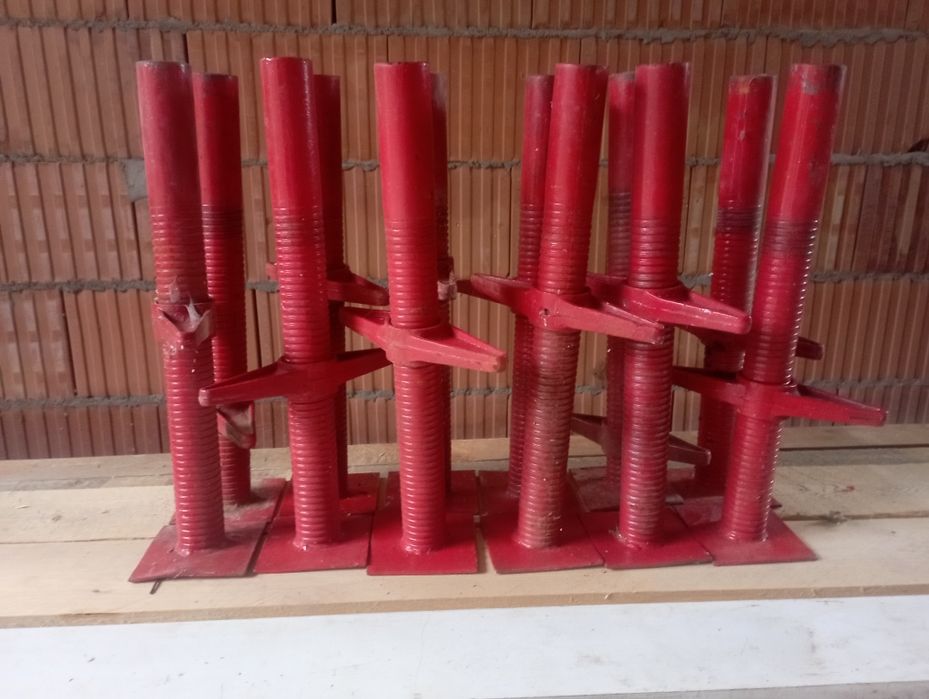 Пети стъпки за скеле Ф43мм