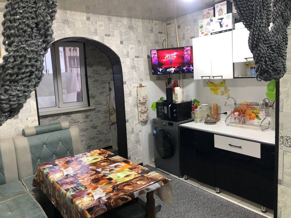 Срочно продаётся квартира Сергелинский р-н Куйлюк массив 6 3/1/9