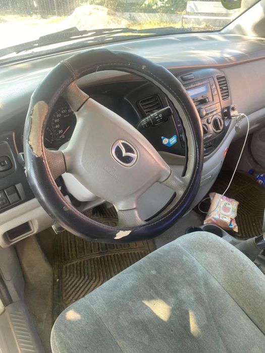 De vanzare Mazda MPV