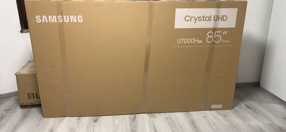 Samsung Crystal UHD U7000H 85”