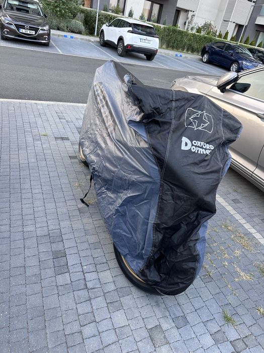 Se vinde.   BMW GS 1250 Din anul 2021