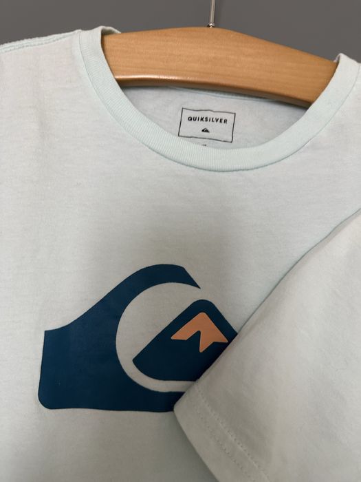2 бр детски тениски Quiksilver размер 10-12год