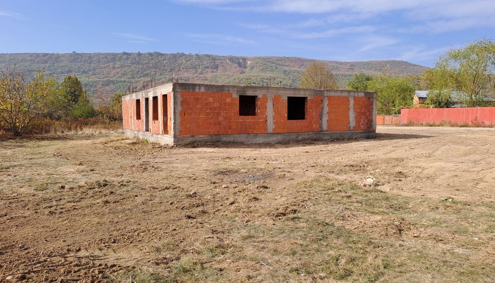 Casă în Cernătești