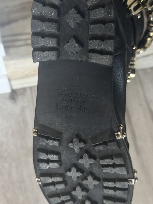 Ghete din piele naturală