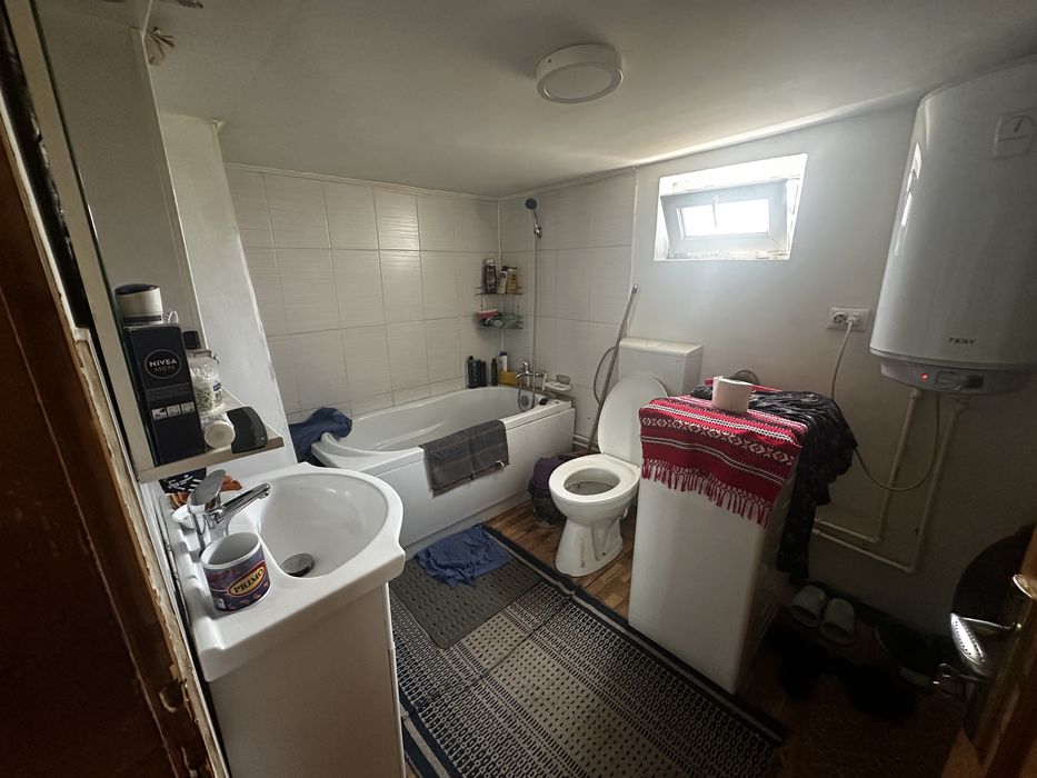 Casa batraneasca de vanzare comuna Viziru , str Inului nr 2