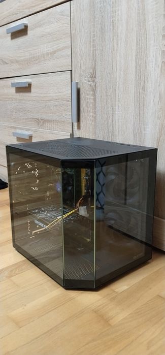 PC gaming I5 gtx 1070 8gb RAM ssd 120 hdd 1 Terra