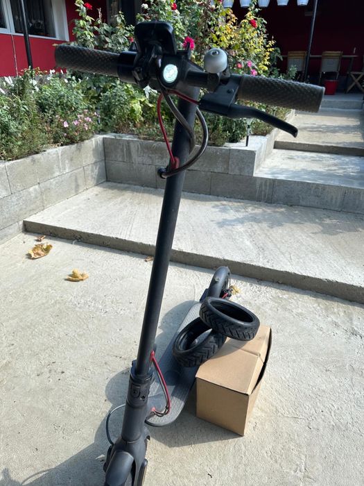 Trotineta electrica Xiaomi M365