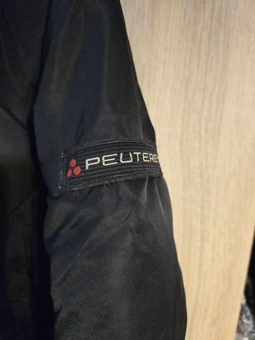 Яке peuterey с естествен косъм яка