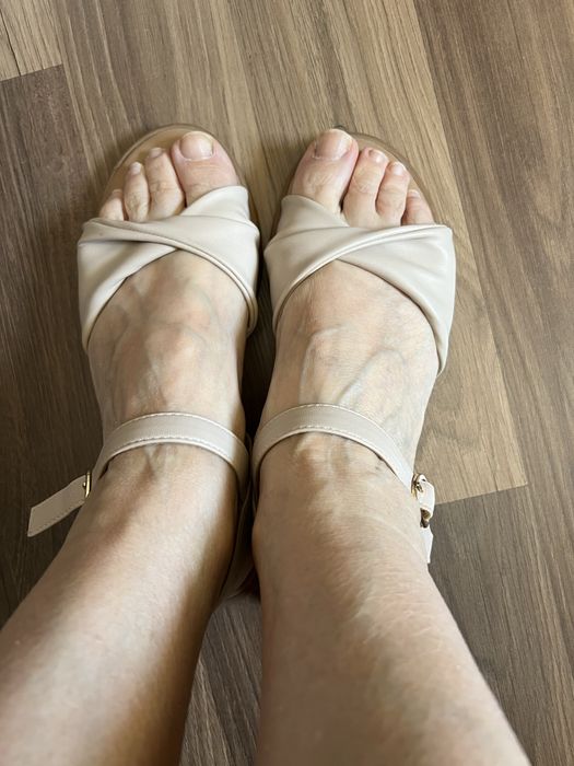 Sandale bej 38 comode