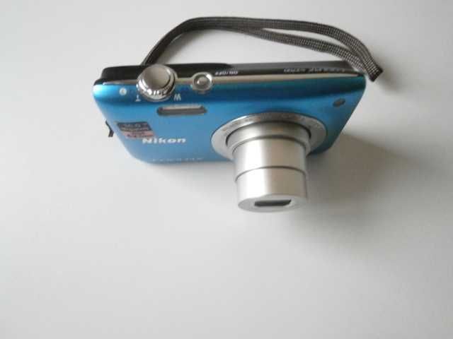 Фотоапарат Nikon Coolpix S2700