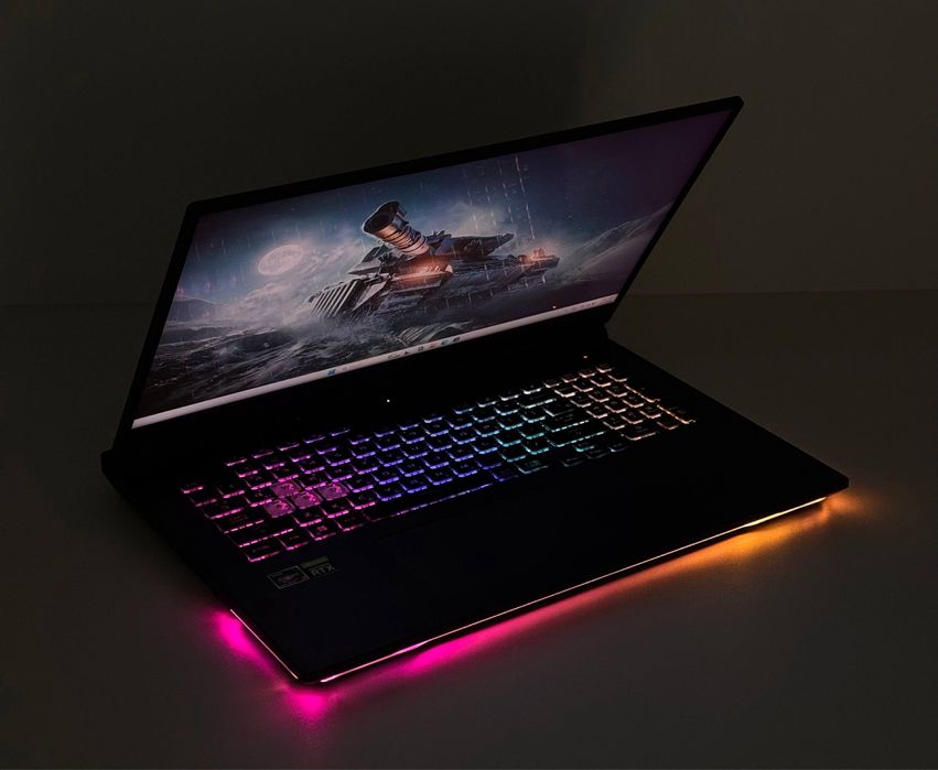 Asus ROG Strix — Ryzen 7 6800 / DDR5 16GB / RTX 3060 6GB