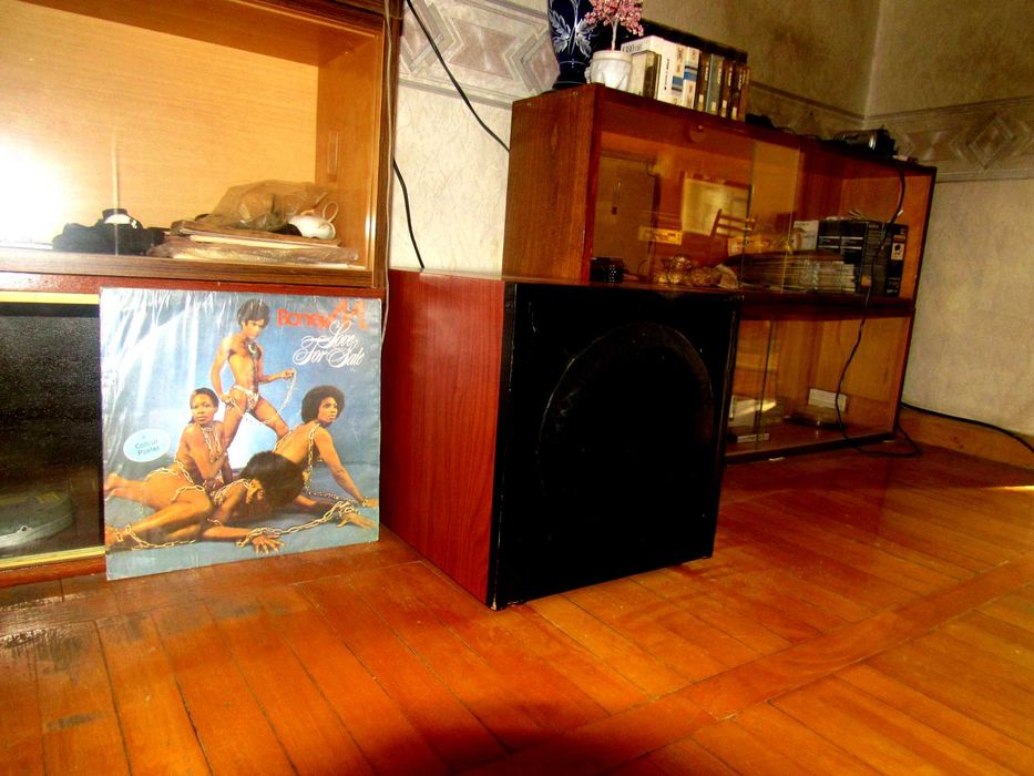 Активные колонки, CD/FM aудио плеер «Durabrand» и сабвуфер