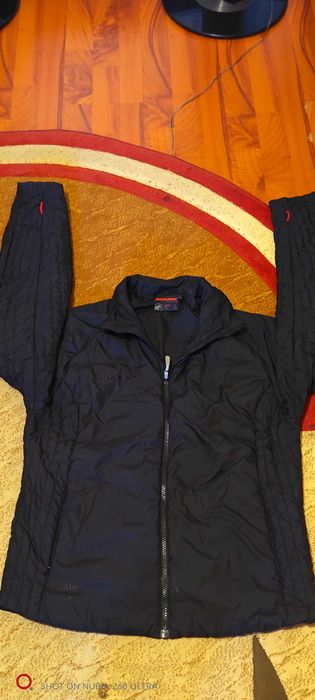 Vând Geaca mammut L