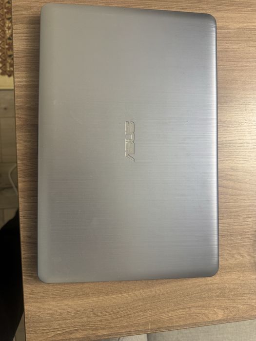 Продам ноутбук Asus