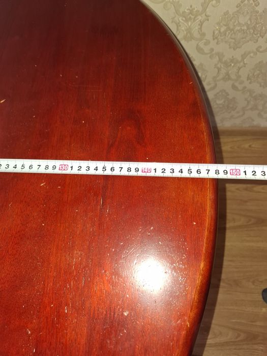 Стол со стульями