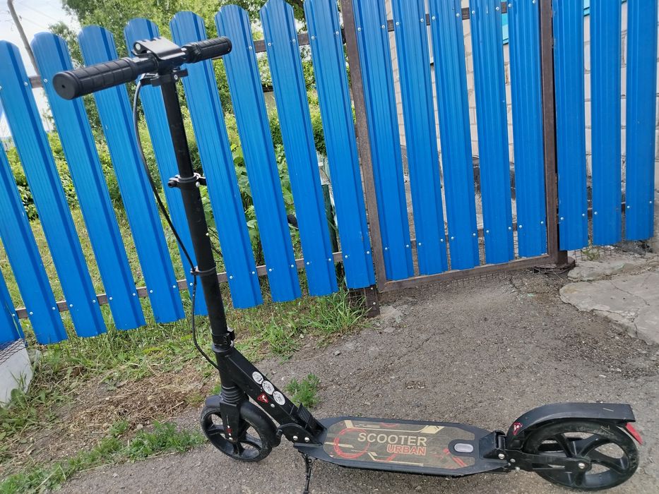 Продам самокат в отличном состоянии