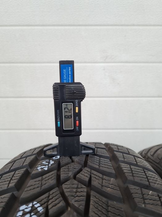 Зимни гуми 2 броя GOODYEAR UltraGrip 195 55 R20 дот 3419