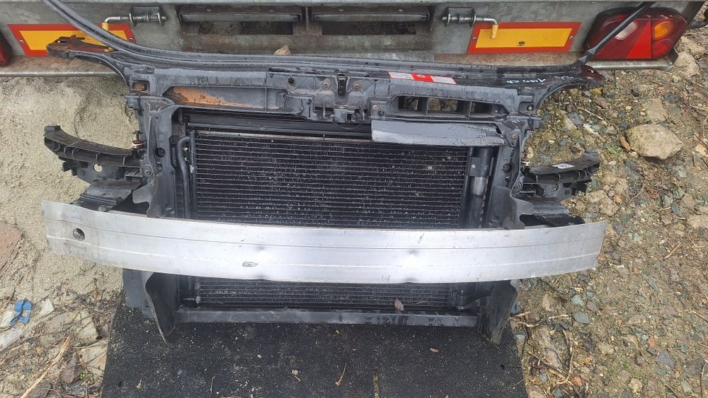 Fata completa audi a3 8p xenon bara fata  tragar triple