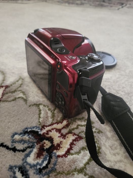 Nikon Coolpix L820