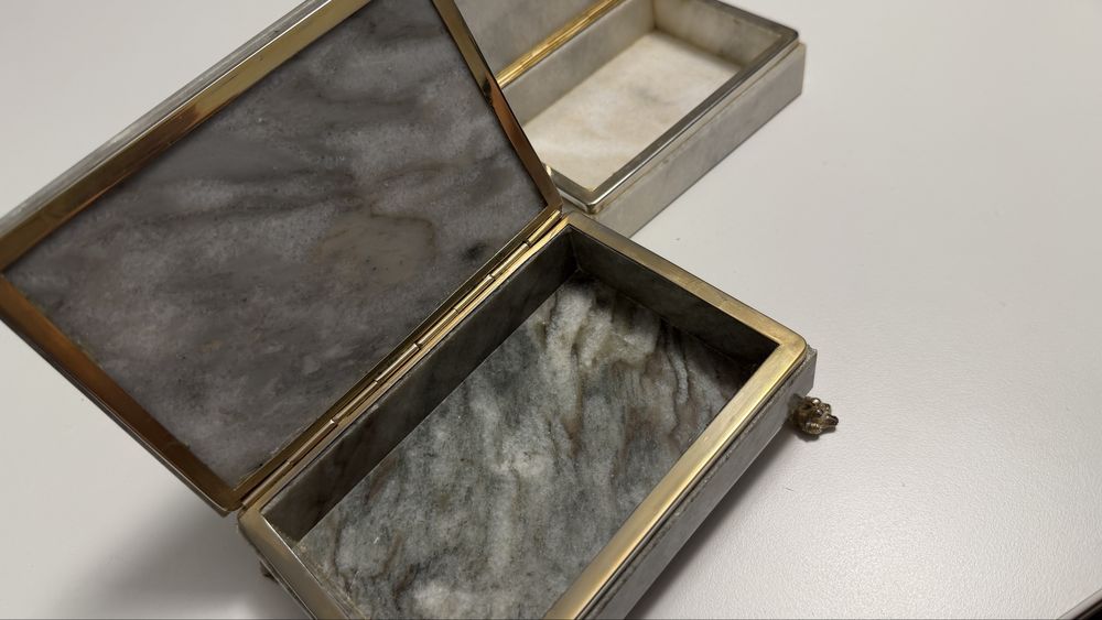 Мраморни кутии за бижута.