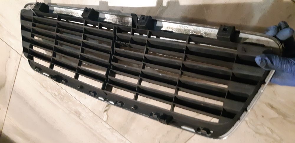 Предна решетка за Мерцедес ЦЛК/ Mercedes Clk W208