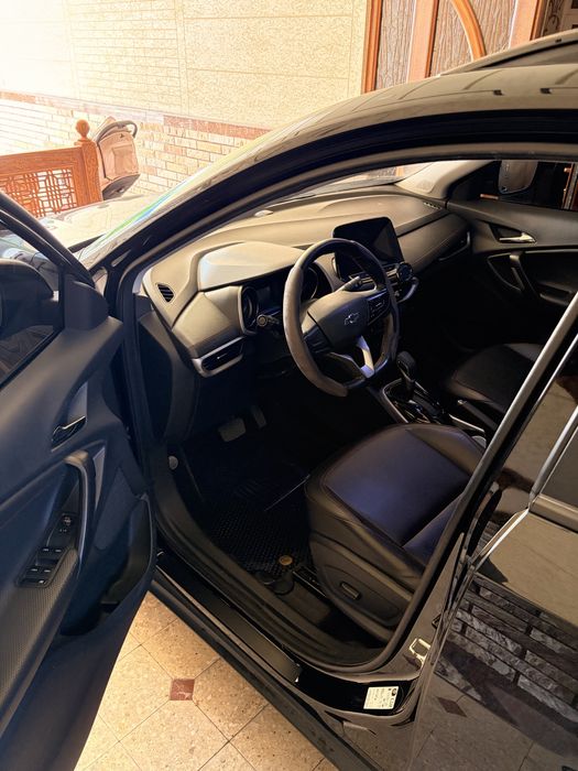 Chevrolet Tracker 2022 — 3