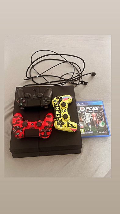 Playstation 4 , 3 manete , fifa 2026