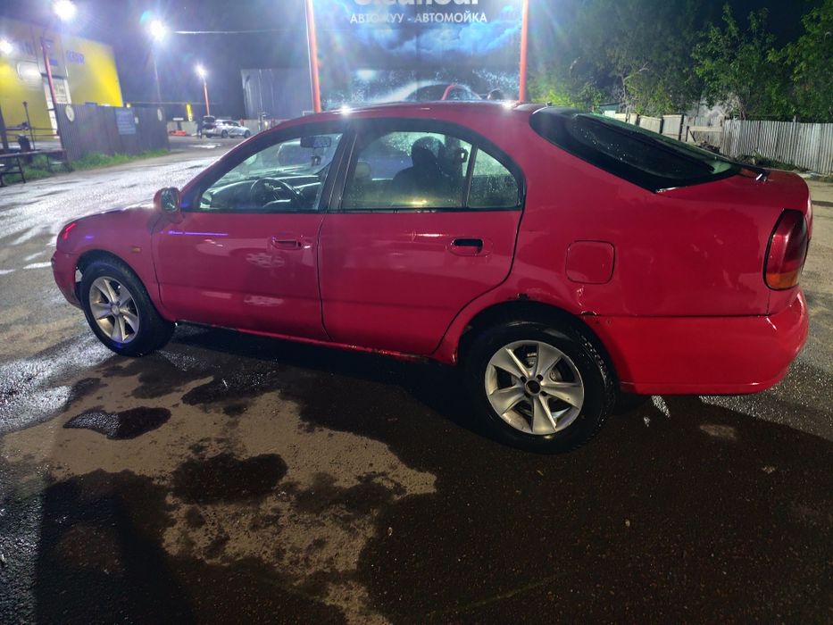 Продам Mitsubishi Carisma
