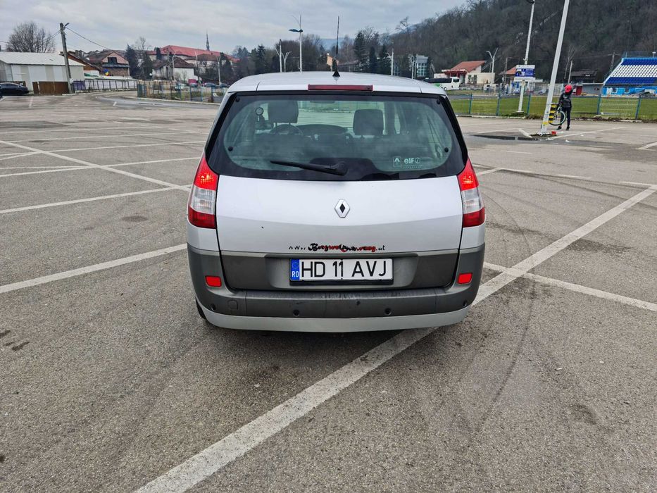 Vand Renault Scenic 2 din 2005
