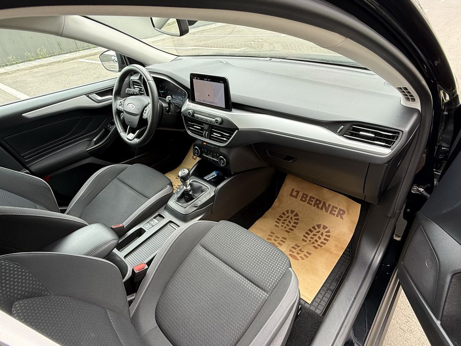 FORD Focus 0 — imagine 5