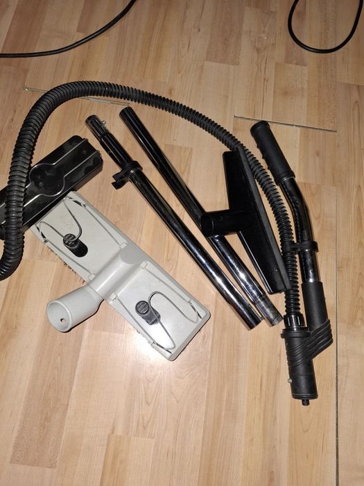 Aparat de curățat cu abur,AQUA VAC