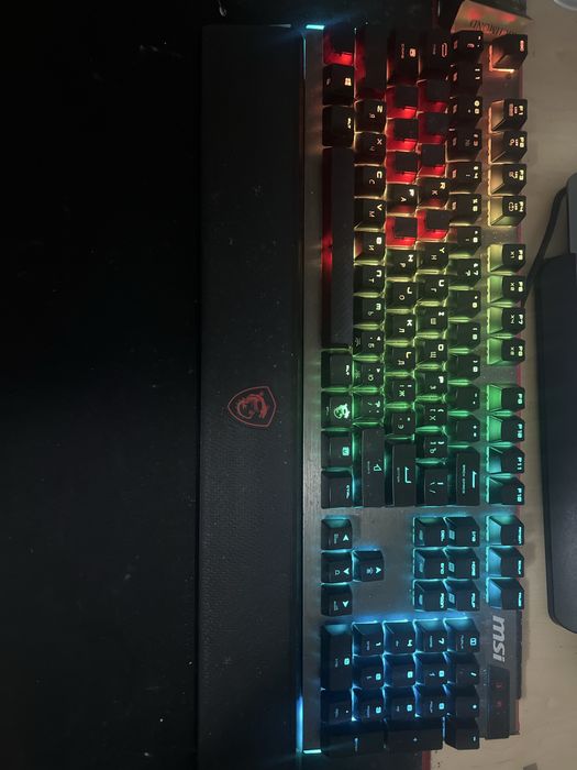 Msi vigor GK70 клавиатура