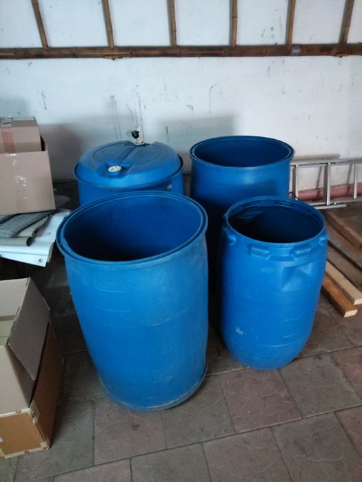 Butoaie plastic diferite marimi