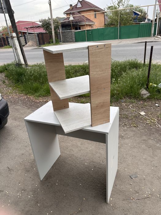 Полки новые для