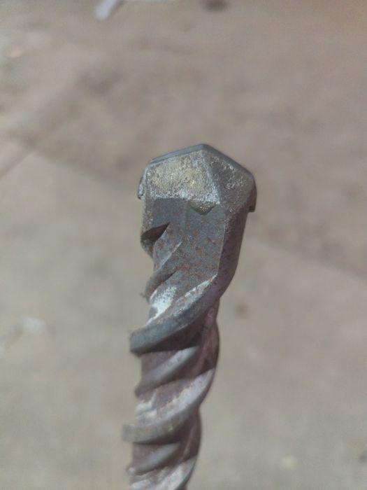 Бур . Сверло продам диаметр 32