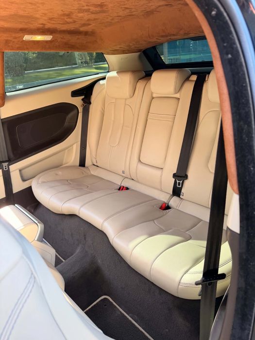 Range Rover Evoque 2.2 Diesel Automată 4x4 – 2011 – Full Opțiuni