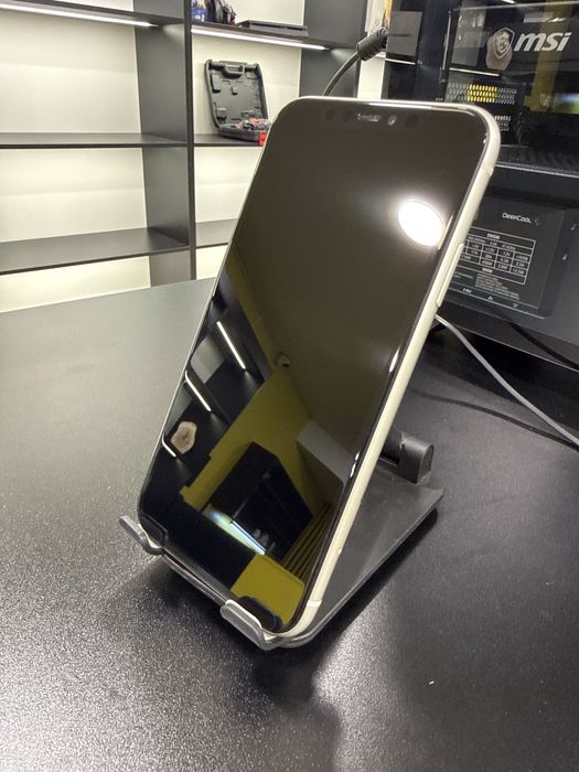 iPhone 11  128Gb 100%