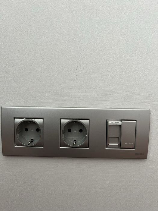 Элетровыключатели и розетки