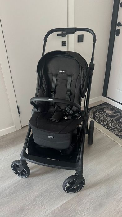 Продам коляску Loveli