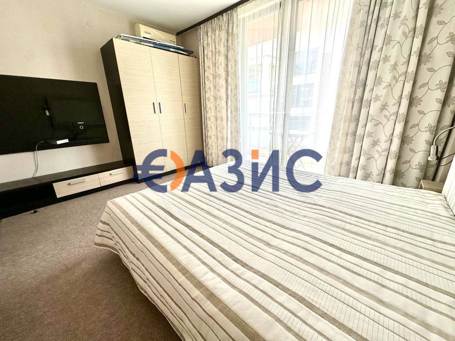 Продава се Тристаен апартамент в к.к. Слънчев бряг - 75 кв.м за 1346 €/кв.м - Снимка #2