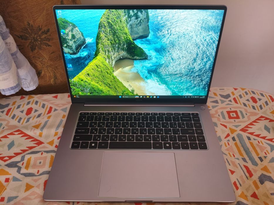 Ноутбук Xiaomi Redmibook 16 pro 2025