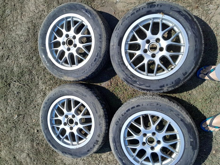 Vând jante/roți 205.60.R16