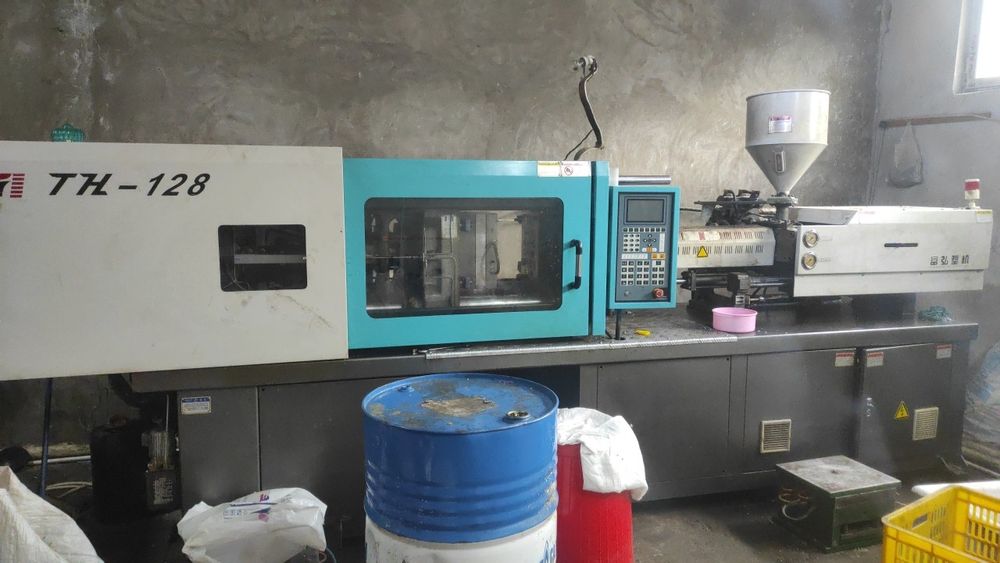 Termoplast uskunasida xizmat korsatamiz...